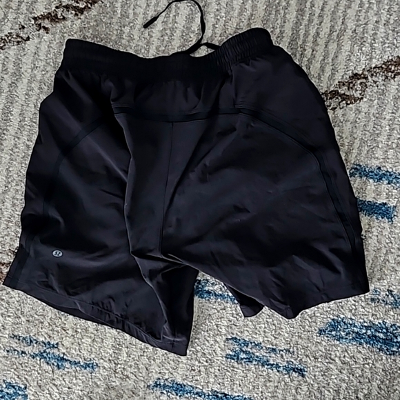 Lululemon Pace Breaker Shorts Small Size Black - Picture 2 of 3